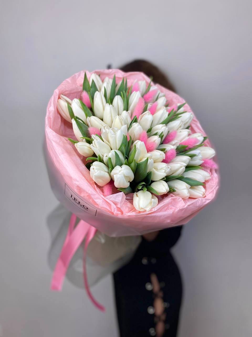 Тюльпаны с доставкой в Санкт-Петербурге