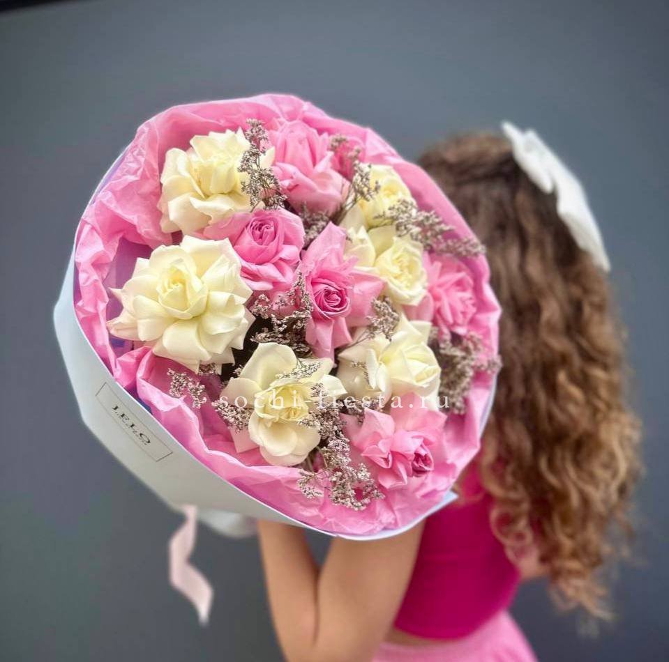 Французские розы — доставка в Санкт-Петербурге