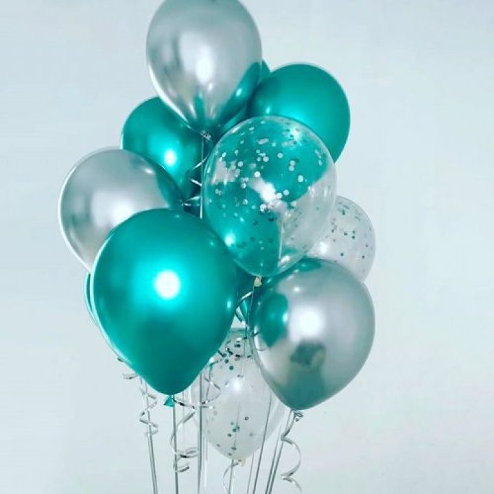 Фонтан шаров "Изумрудный" в Санкт-Петербурге