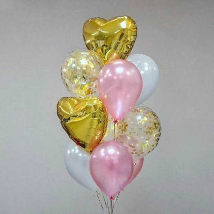 Облако шаров "Рози голд" в Санкт-Петербурге