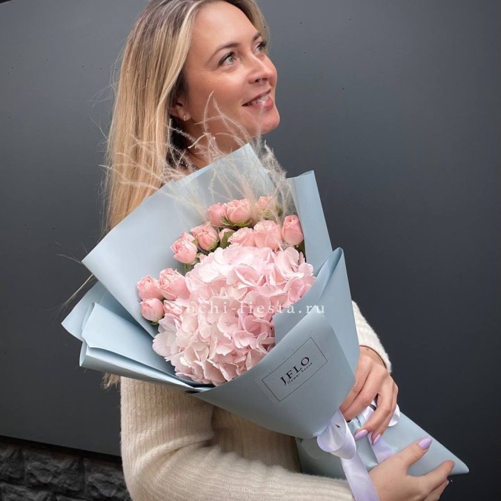 Гортензия  "Жасмин" в Санкт-Петербурге