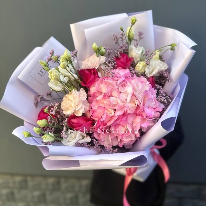 Гортензия "Перпил" в Санкт-Петербурге