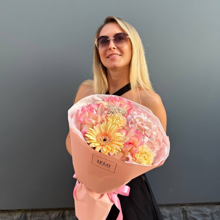  Букет  "Солнышко" в Санкт-Петербурге