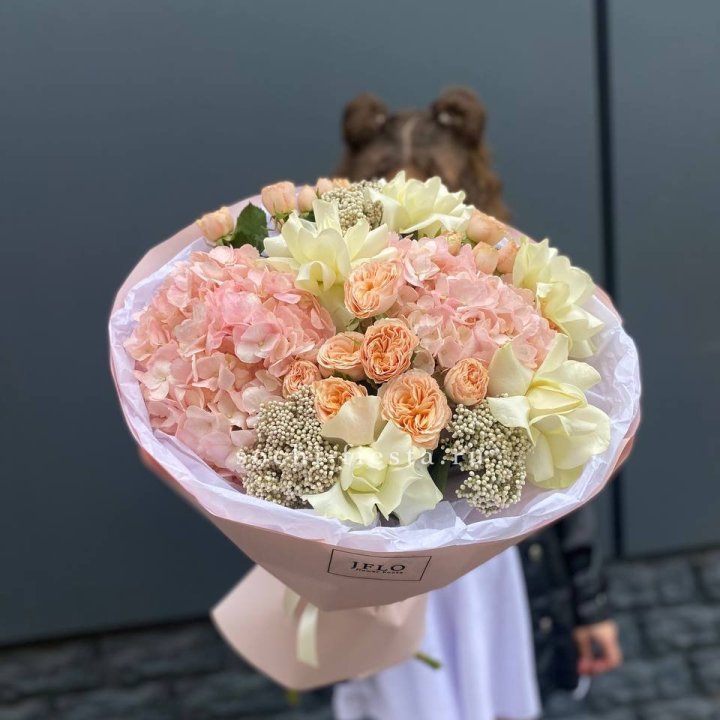  Букет  "Сеньёра" в Санкт-Петербурге