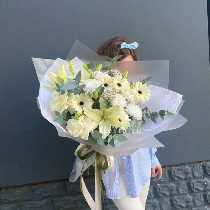 Букет с лилией и герберой в Санкт-Петербурге