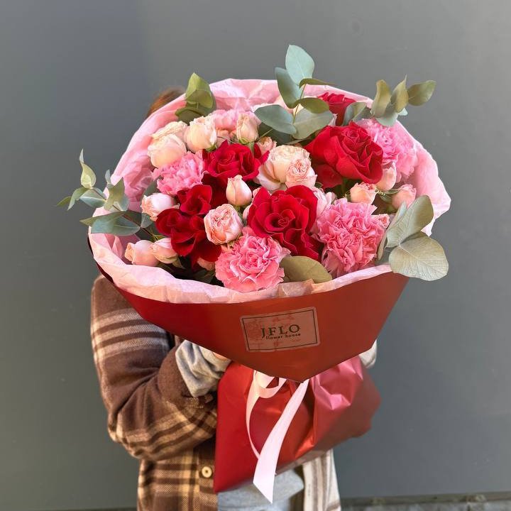 Букет "Первая любовь" в Санкт-Петербурге