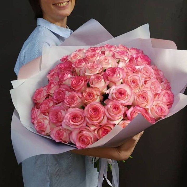 101 роза Джумилия в оформлении  в Санкт-Петербурге