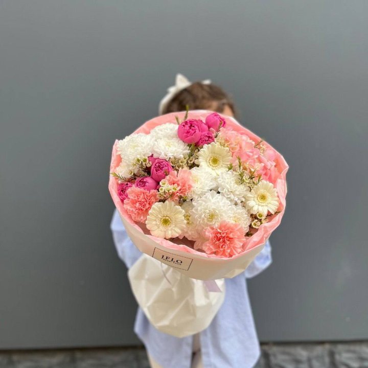 Букет "Лилиана" с доставкой в Санкт-Петербурге