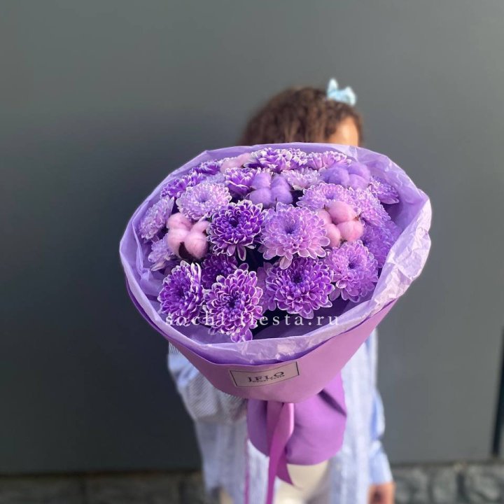 Хризантемы с хлопком в Санкт-Петербурге