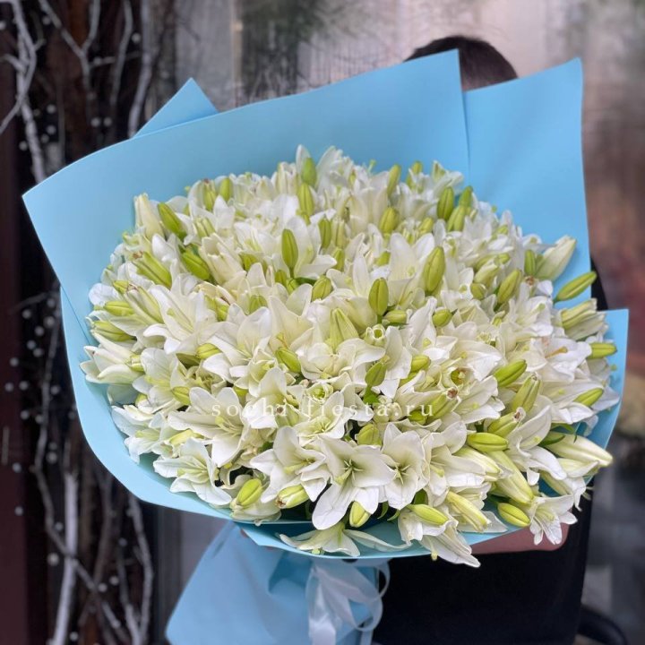 51 лилия в оформлении в Санкт-Петербурге