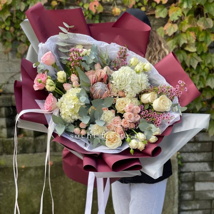 Авторский букет с протеей №1 в Санкт-Петербурге