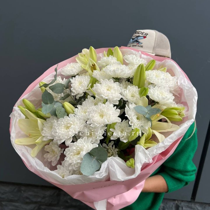  Букет  хризантемы и лилии с доставкой в Санкт-Петербурге