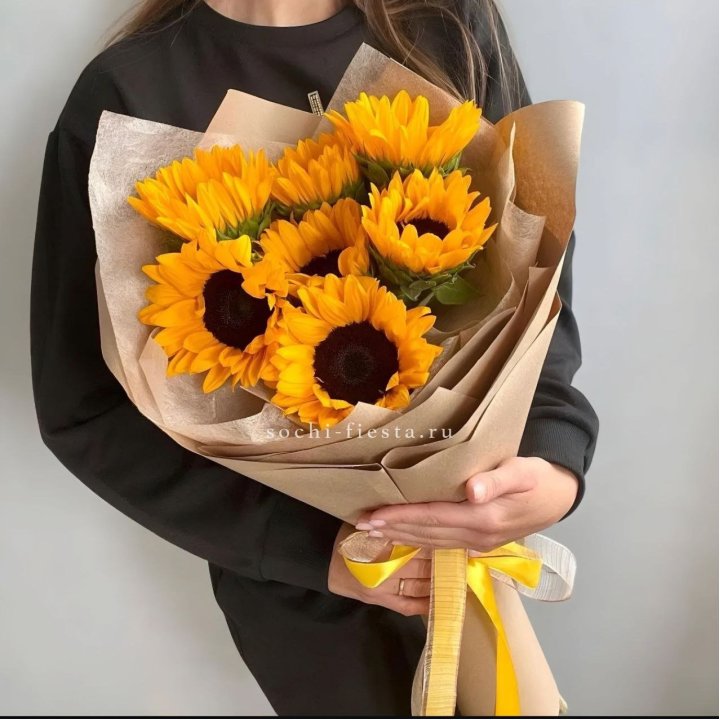 Букет из подсолнухов в Санкт-Петербурге