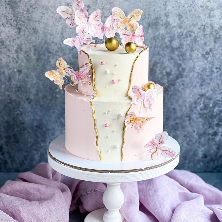 Торт "Бабочки в животе" в Санкт-Петербурге