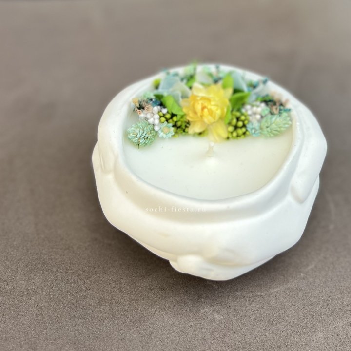 Свеча ароматическая в гипсе Руки в Санкт-Петербурге