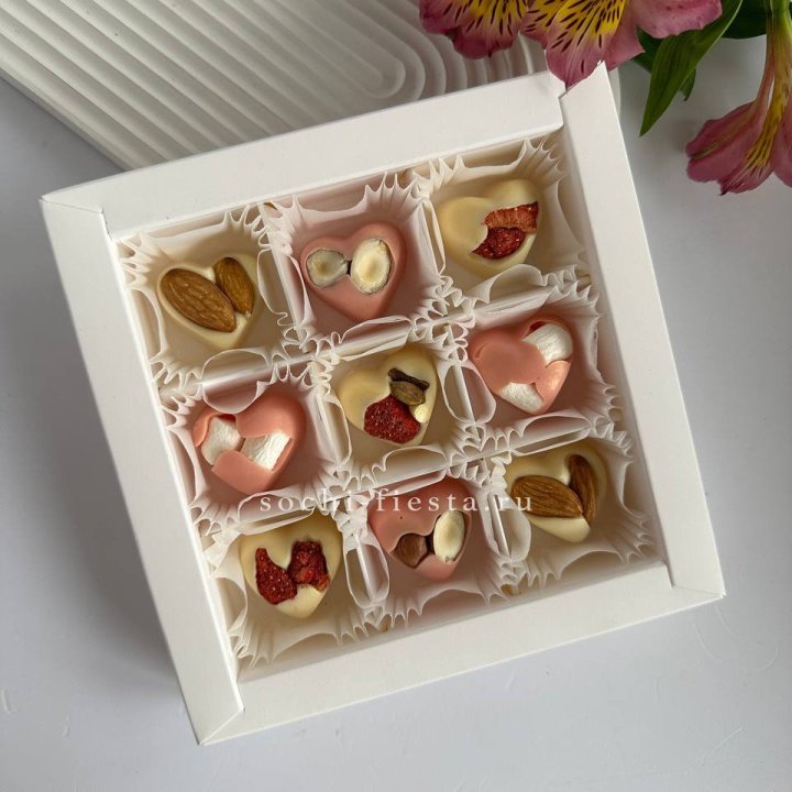 Набор конфет из бельгийского шоколада Сердца в Санкт-Петербурге