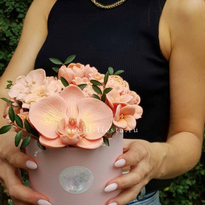 Шоколадный букет Орхидей в Санкт-Петербурге