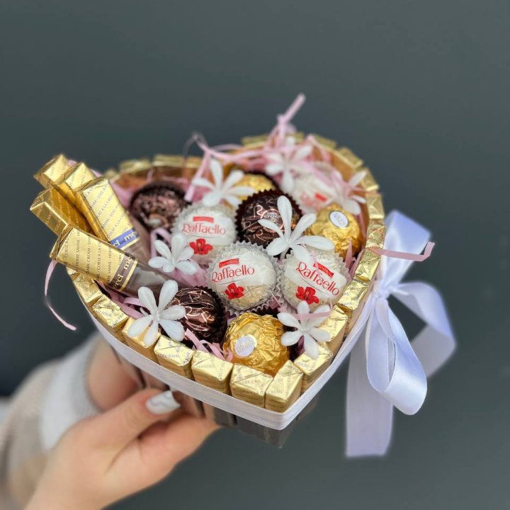 Подарочный набор шоколада в Санкт-Петербурге