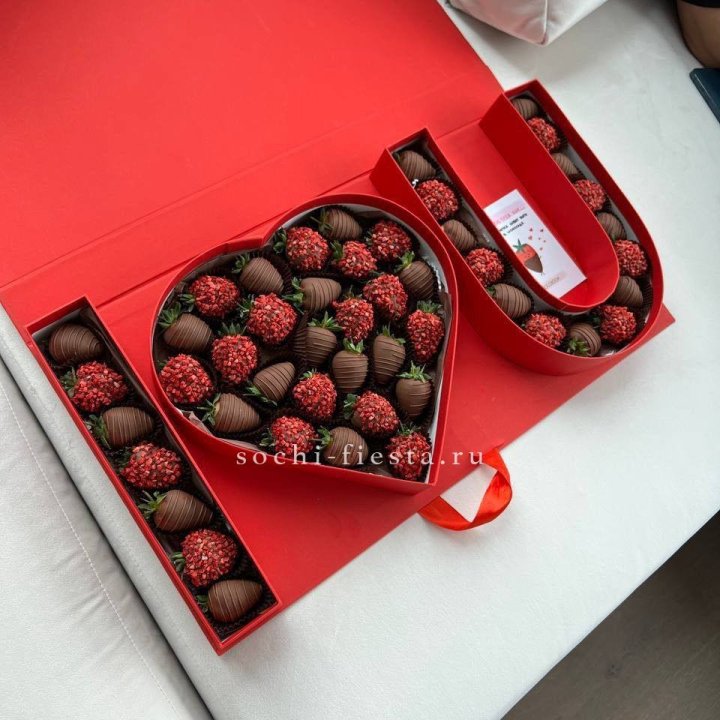 Клубника в шоколаде "Я люблю тебя" в Санкт-Петербурге