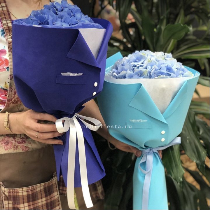 Букет с гортензией с пиджаком в Санкт-Петербурге