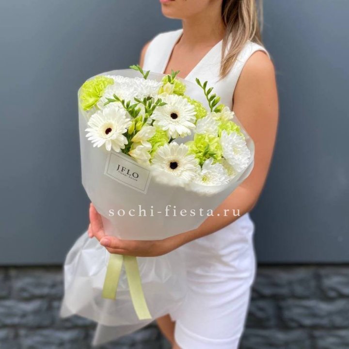 Букет "Джиржи фловерс" в Санкт-Петербурге