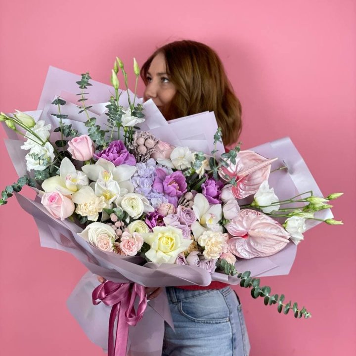 Дизайнерский букет "Вероника" в Санкт-Петербурге