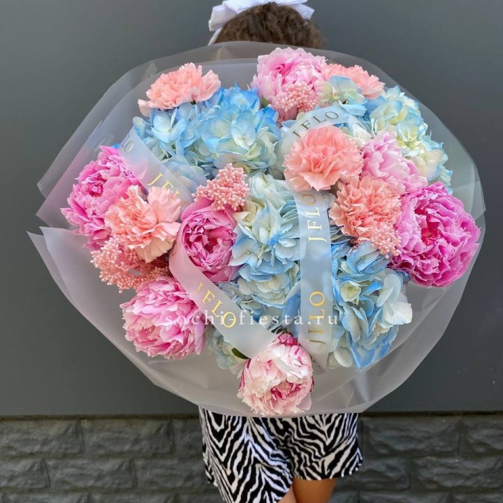  Букет "Инфинити" в Санкт-Петербурге