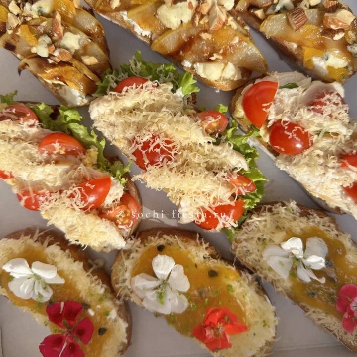 Брускетта «3 вкуса» в Санкт-Петербурге