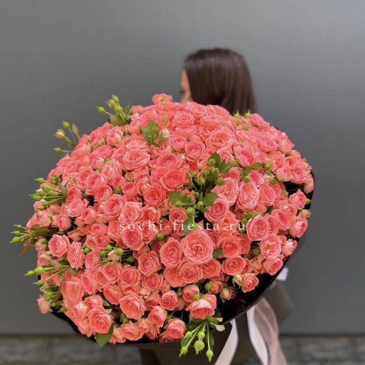 101 кустовая роза Барбадос в Санкт-Петербурге