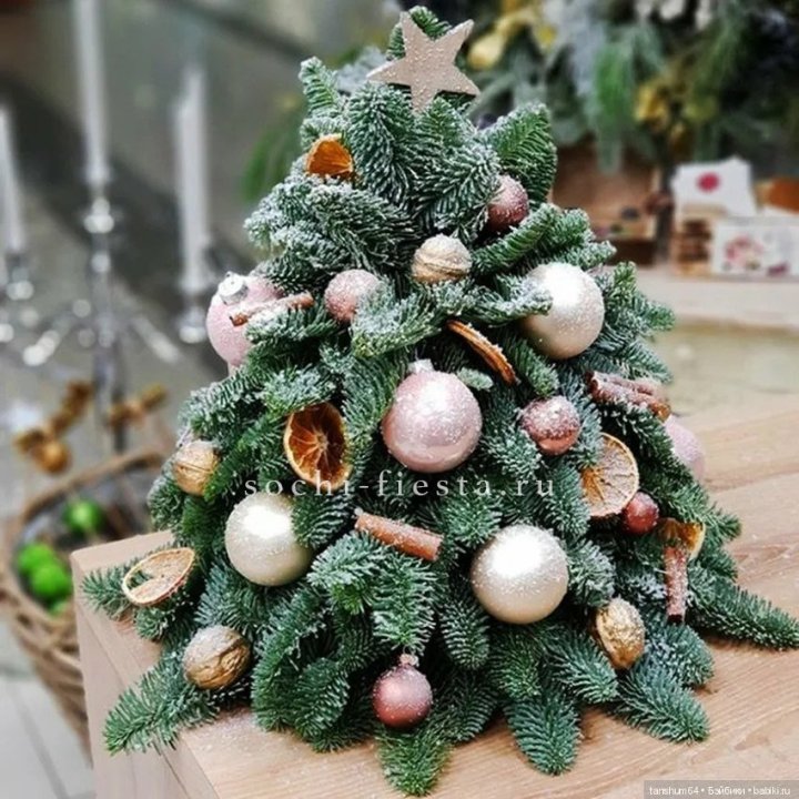 Новогодняя елочка "Блеск" в Санкт-Петербурге