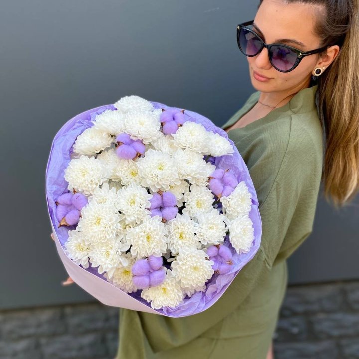  Букет  хризантем и хлопка в Санкт-Петербурге