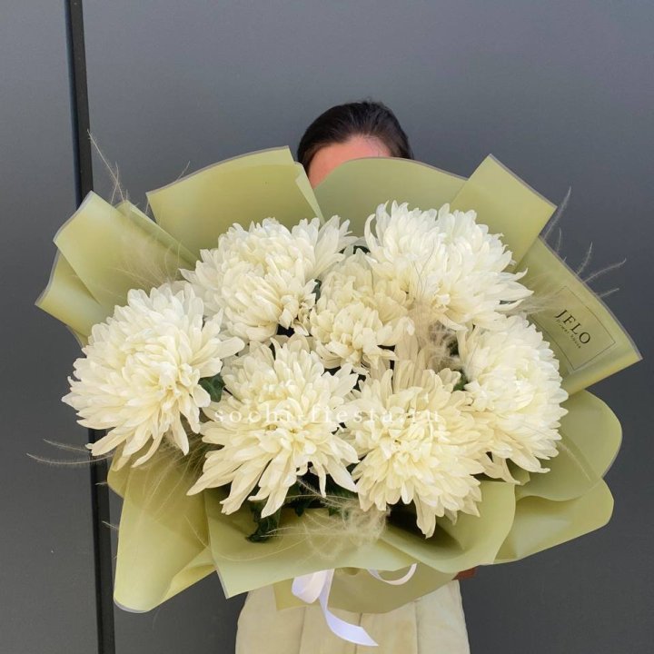 Букет одноголовых хризантем  в Санкт-Петербурге