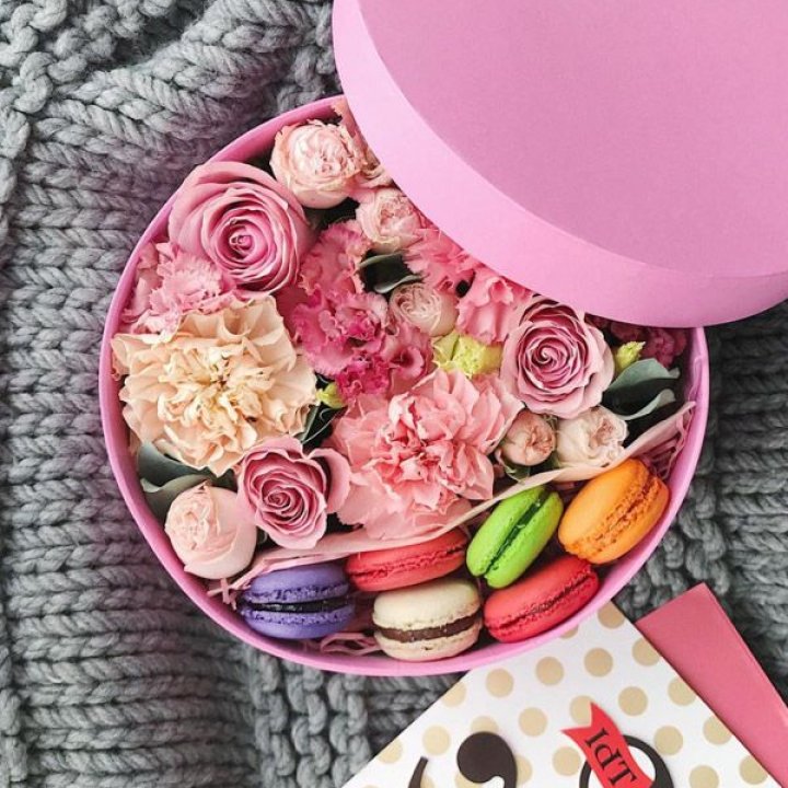 Цветочный бокс пинк в Санкт-Петербурге