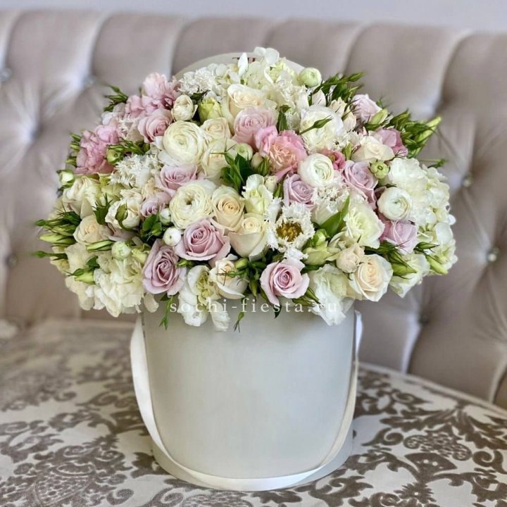 Цветочный бокс "Ловинг" в Санкт-Петербурге