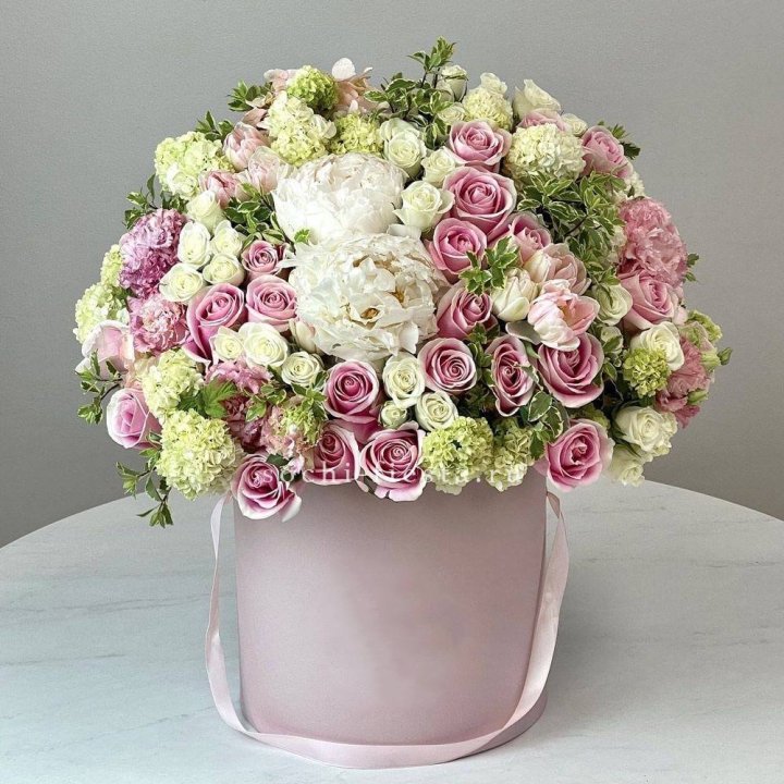 Цветочный бокс "Фантастик" в Санкт-Петербурге