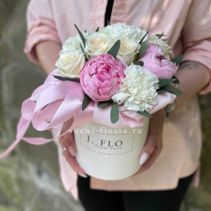 Цветочный бокс мини №2 в Санкт-Петербурге