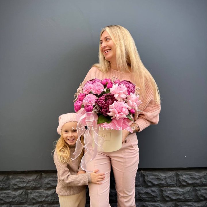 Цветочный бокс "Альба" в Санкт-Петербурге