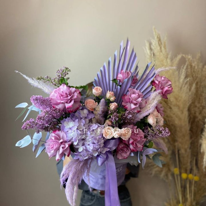 Дизайнерский цилиндр "Сансайт" в Санкт-Петербурге