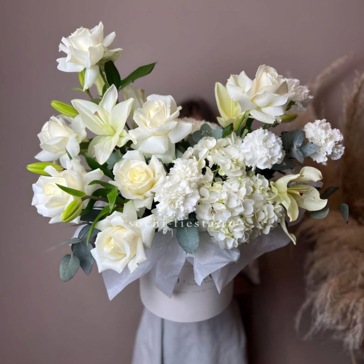 Цветочный бокс "Вайт дримс" в Санкт-Петербурге