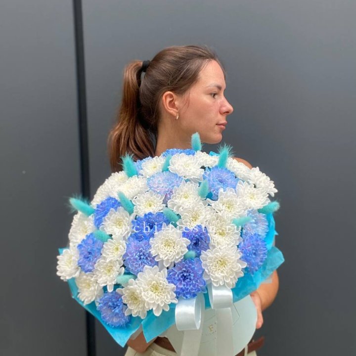  Коробочка  хризантем и лагуруса в Санкт-Петербурге