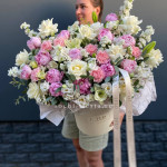 Заказать БОЛЬШИЕ БУКЕТЫ в Санкт-Петербурге с доставкой и по самым низким ценам