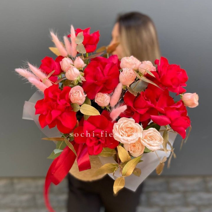 Джутовое кашпо "Любовь Лолиты" в Санкт-Петербурге