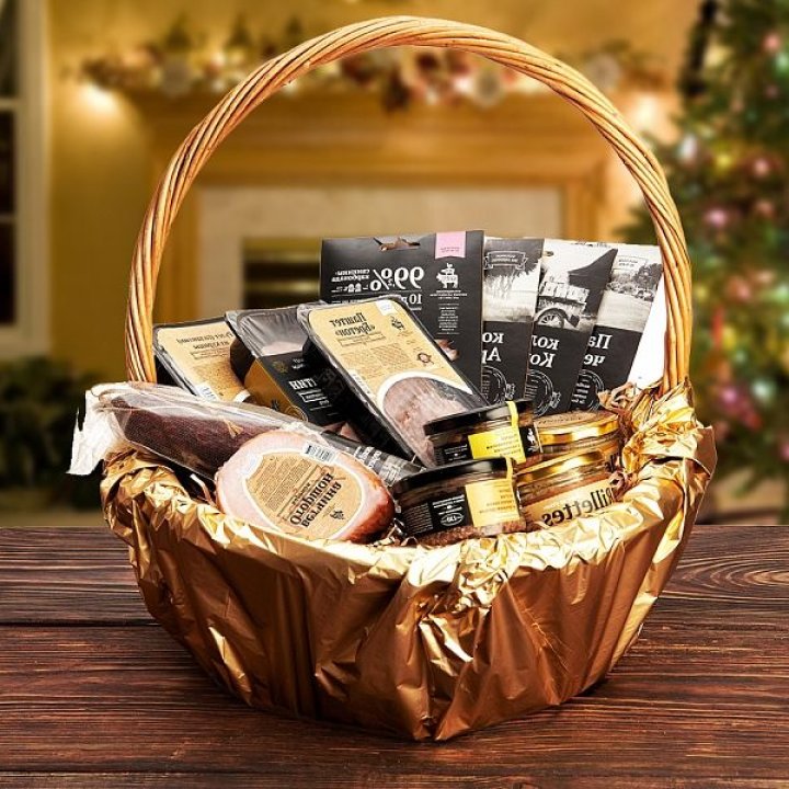 Гастрономическая корзина иксель в Санкт-Петербурге