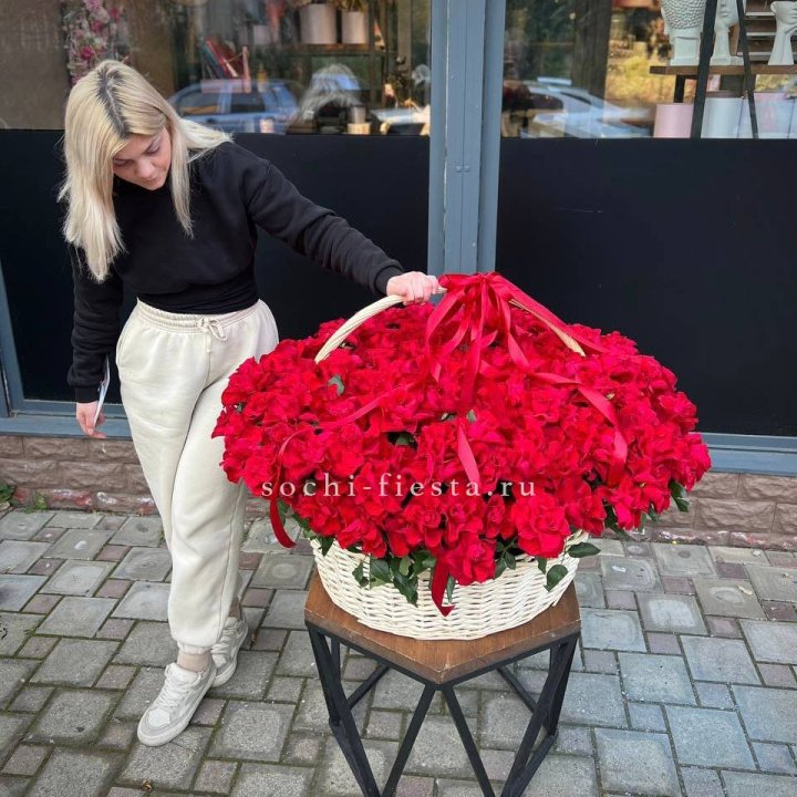 201 французская красная роза в Санкт-Петербурге