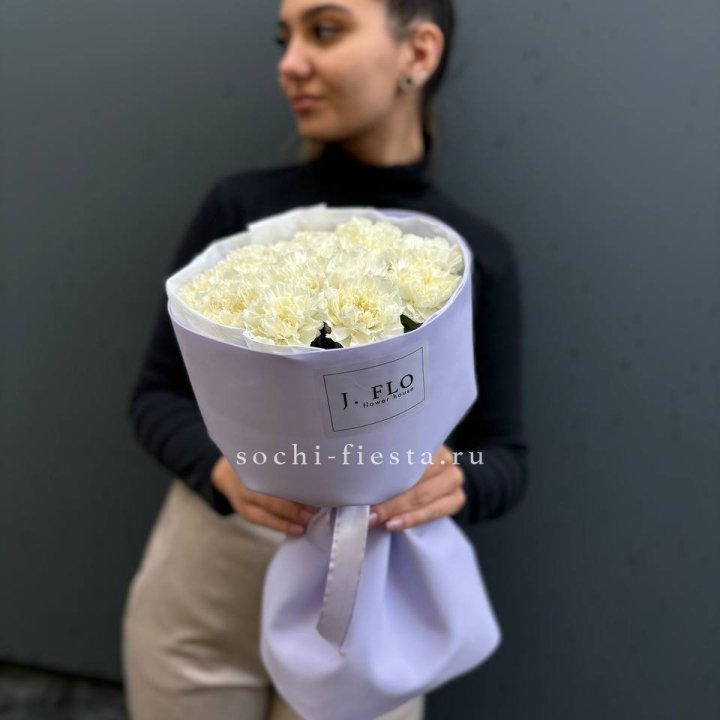 Букет белых диантусов в Санкт-Петербурге