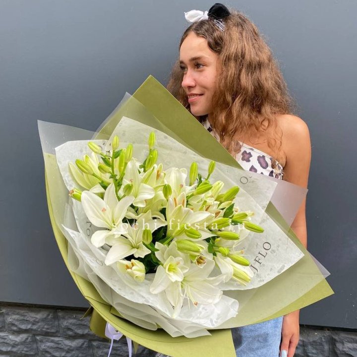 Букет  лилий "Изумруд" в Санкт-Петербурге