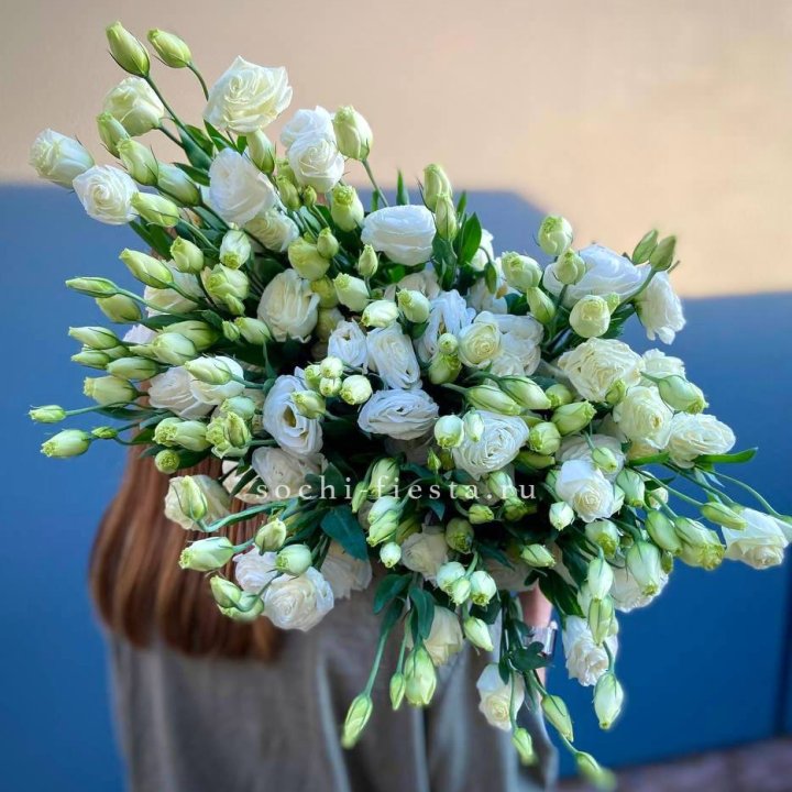 Охапка эустомы в Санкт-Петербурге