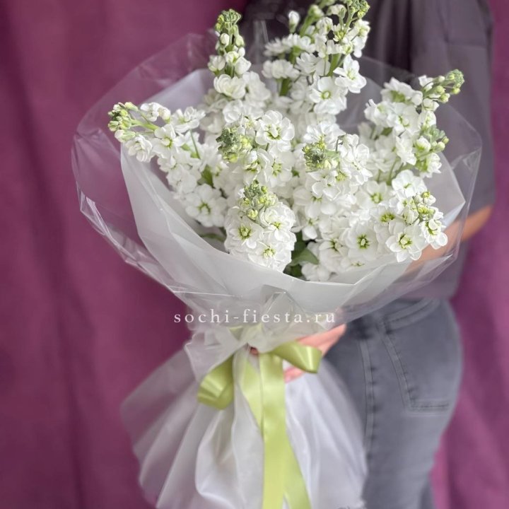 Букет ароматной маттиоллы №1 в Санкт-Петербурге