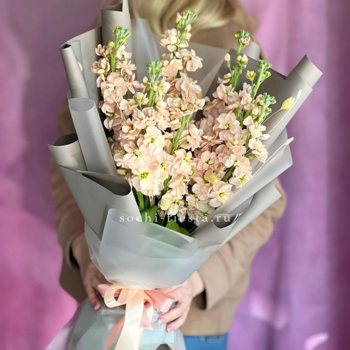 Букет ароматной маттиоллы №2 в Санкт-Петербурге