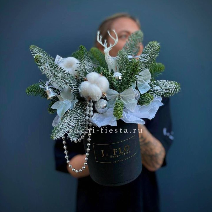 Композиция "Мери крисмас" в Санкт-Петербурге